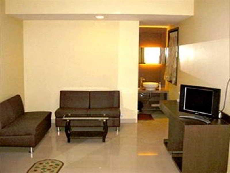Pooja Heritage Navi Mumbai Exterior foto